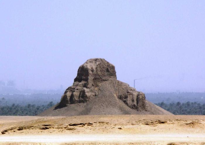 Piràmide de Dashur